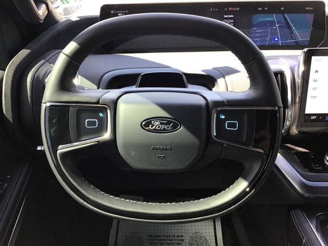 New 2025 Ford Expedition Platinum w/ Stealth Performance Package image 15