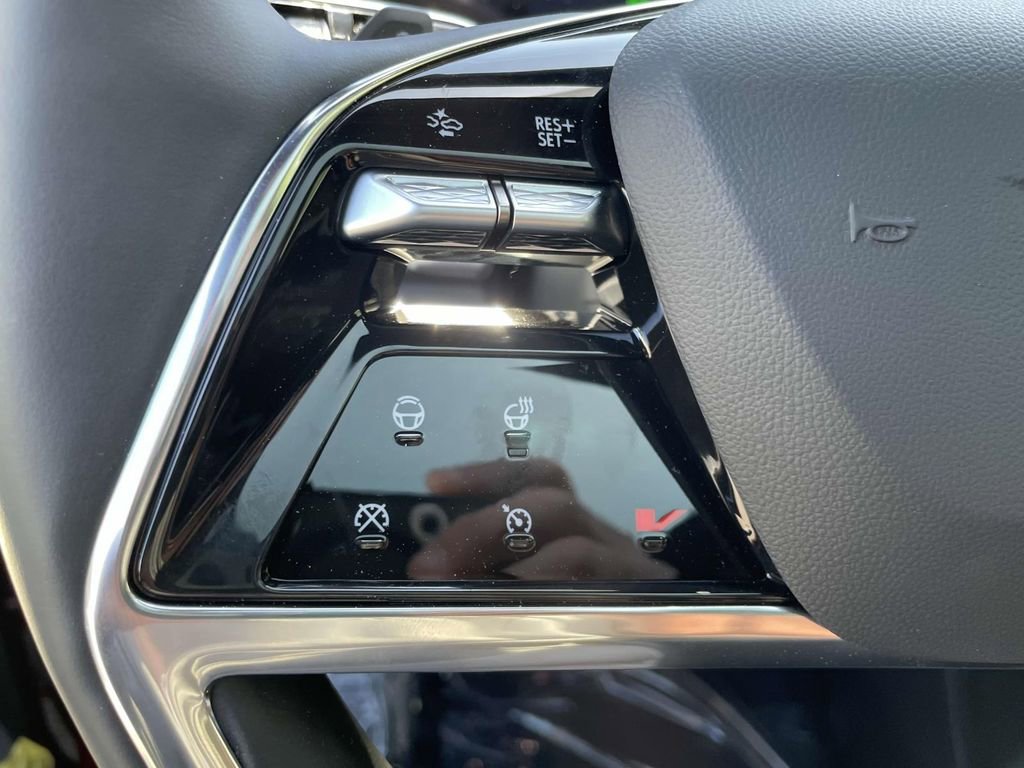 New 2026 Cadillac Vistiq Luxury image 24