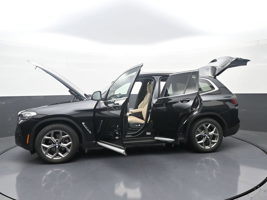 Used 2023 BMW X3 xDrive30i w/ Premium Package AWD/4WD image 40