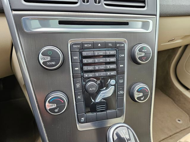 Used 2014 Volvo XC60 T6 image 26