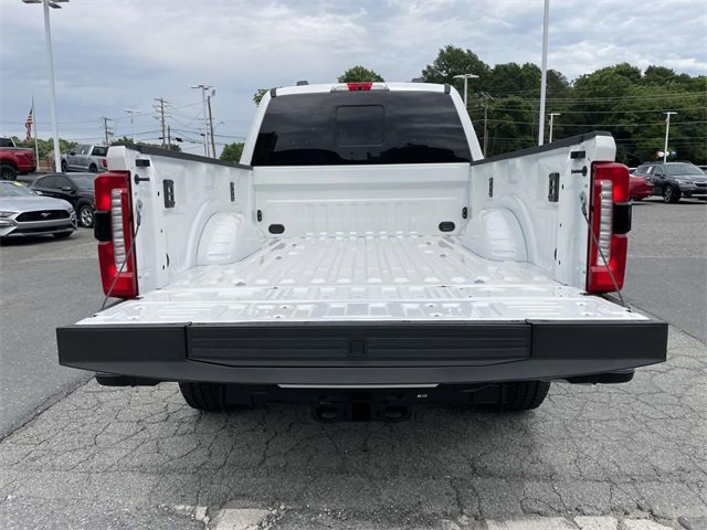 New 2025 Ford F250 King Ranch w/ FX4 Off-Road Package image 9