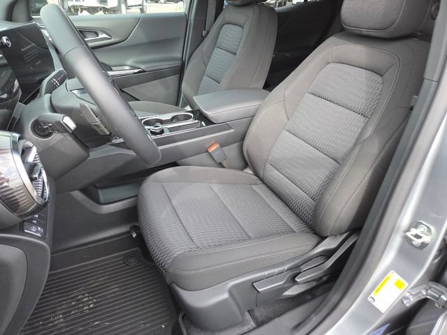 New 2026 Chevrolet Equinox LT w/ Safety and Technology Package FWD image 31