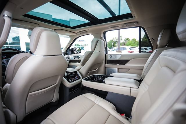 Used 2018 Lincoln Navigator L Reserve w/ Technology Package AWD/4WD image 52