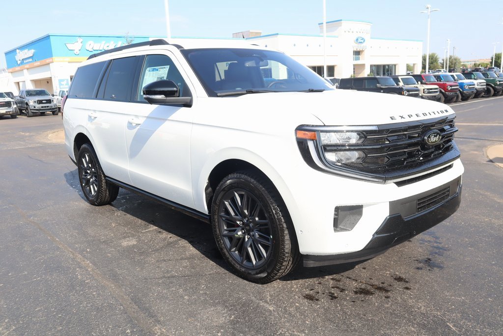 New 2025 Ford Expedition Platinum w/ Stealth Performance Package image 1