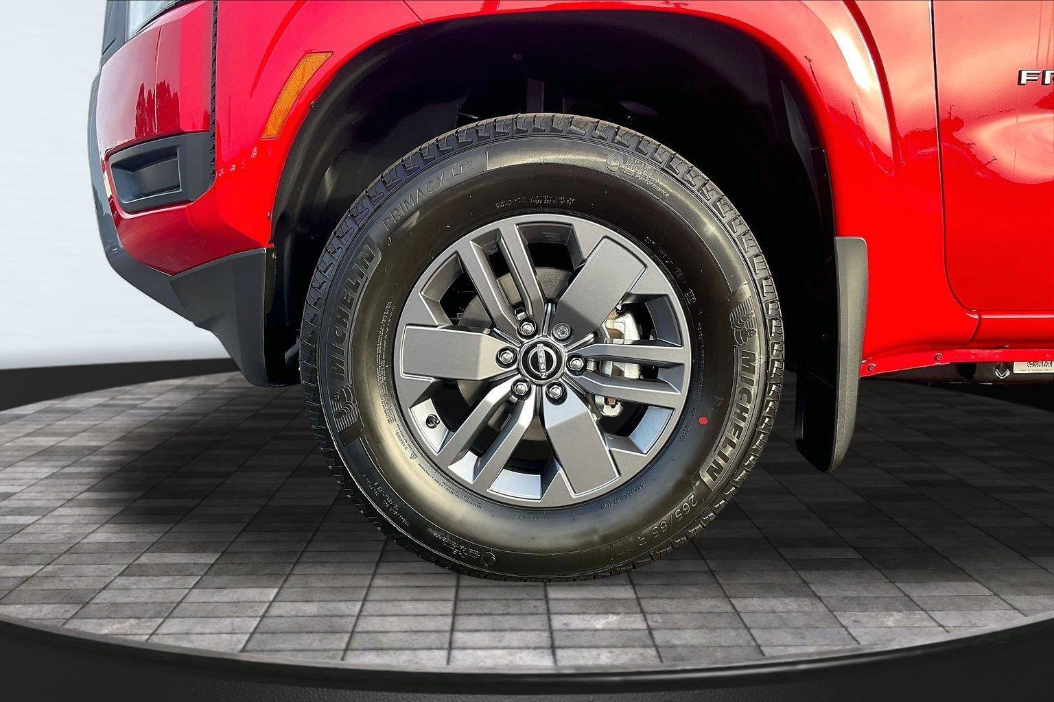 New 2027 Nissan Frontier SV w/ SV Convenience Package AWD/4WD image 12