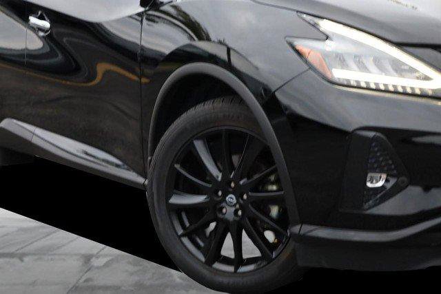 Used 2023 Nissan Murano SV w/ SV Midnight Edition Package FWD image 3