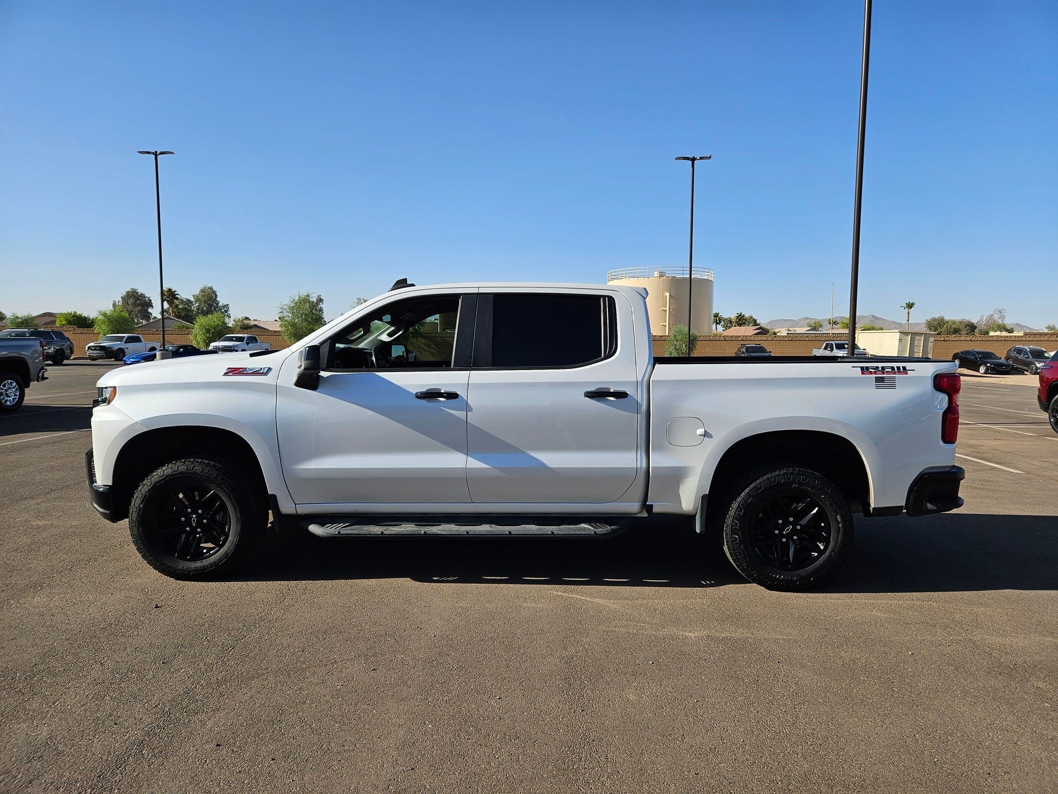 Certified 2021 Chevrolet Silverado 1500 LT Trail Boss AWD/4WD image 2