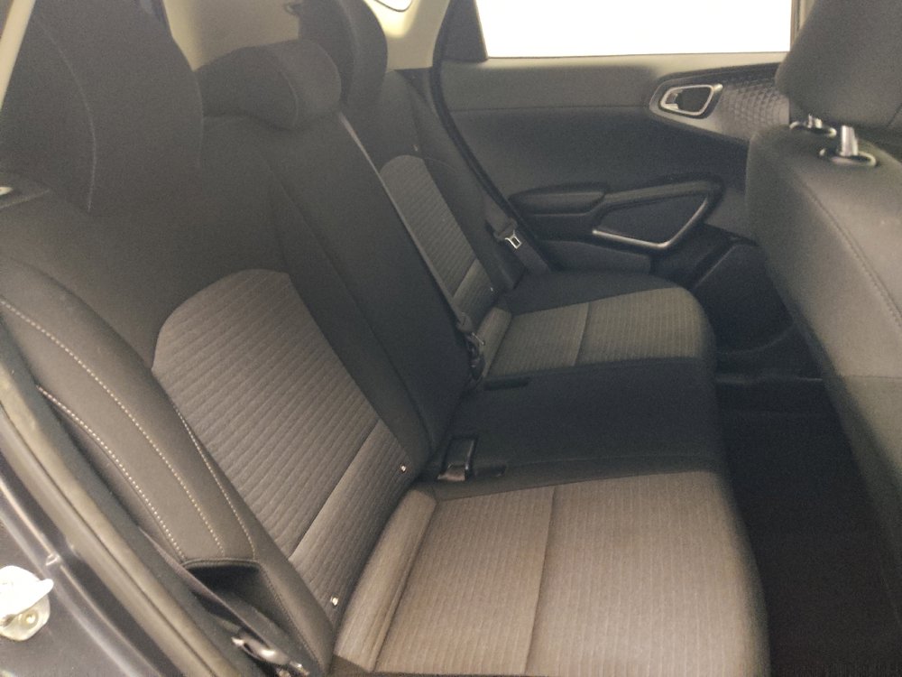 Used 2021 Kia Soul S image 19