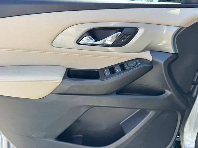 Certified 2023 Chevrolet Traverse LS FWD image 18