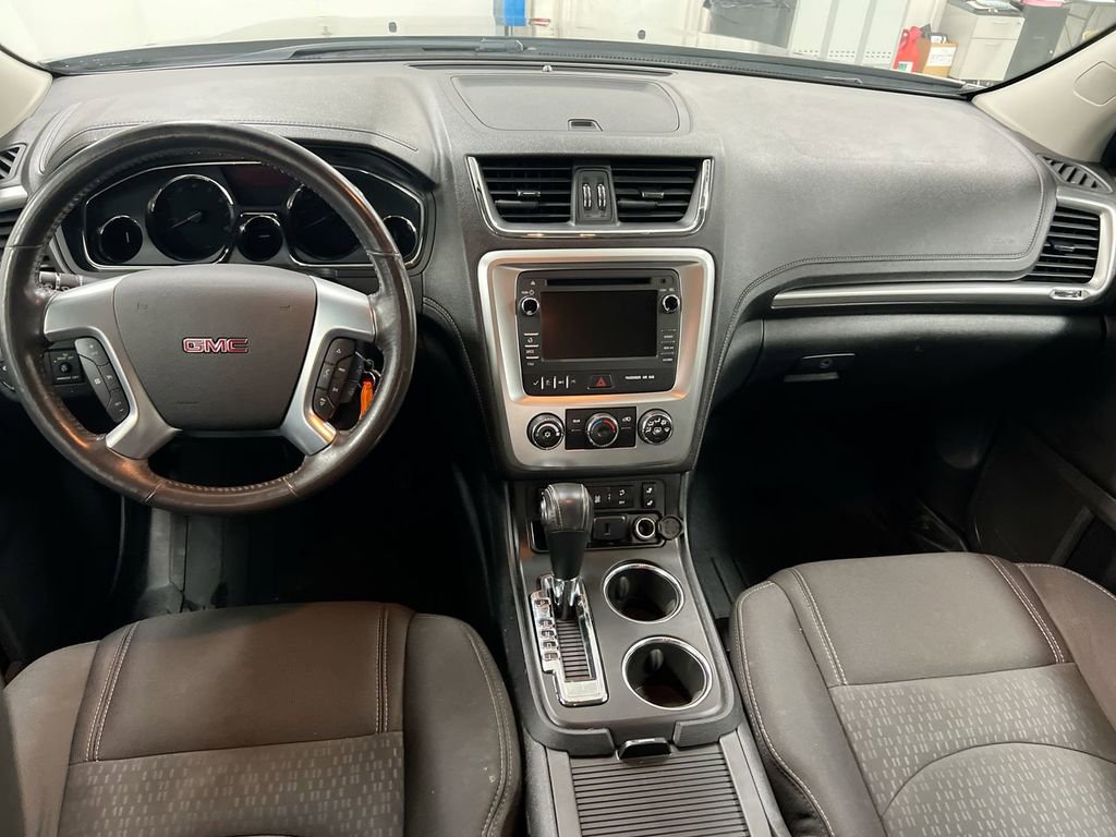 Used 2015 GMC Acadia SLE FWD image 10