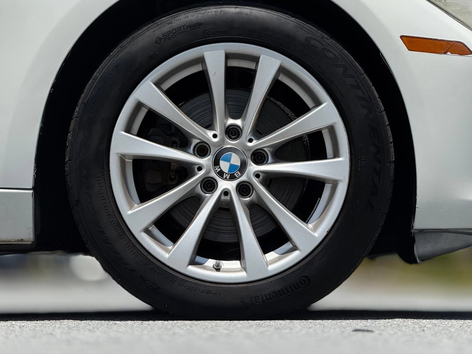 Used 2018 BMW 320i xDrive Sedan AWD/4WD image 21