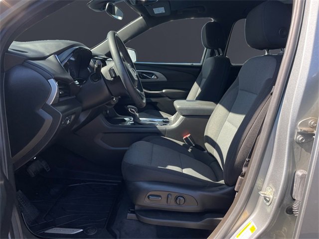 Used 2023 Chevrolet Traverse LT w/ LPO, Floor Liner Package image 9