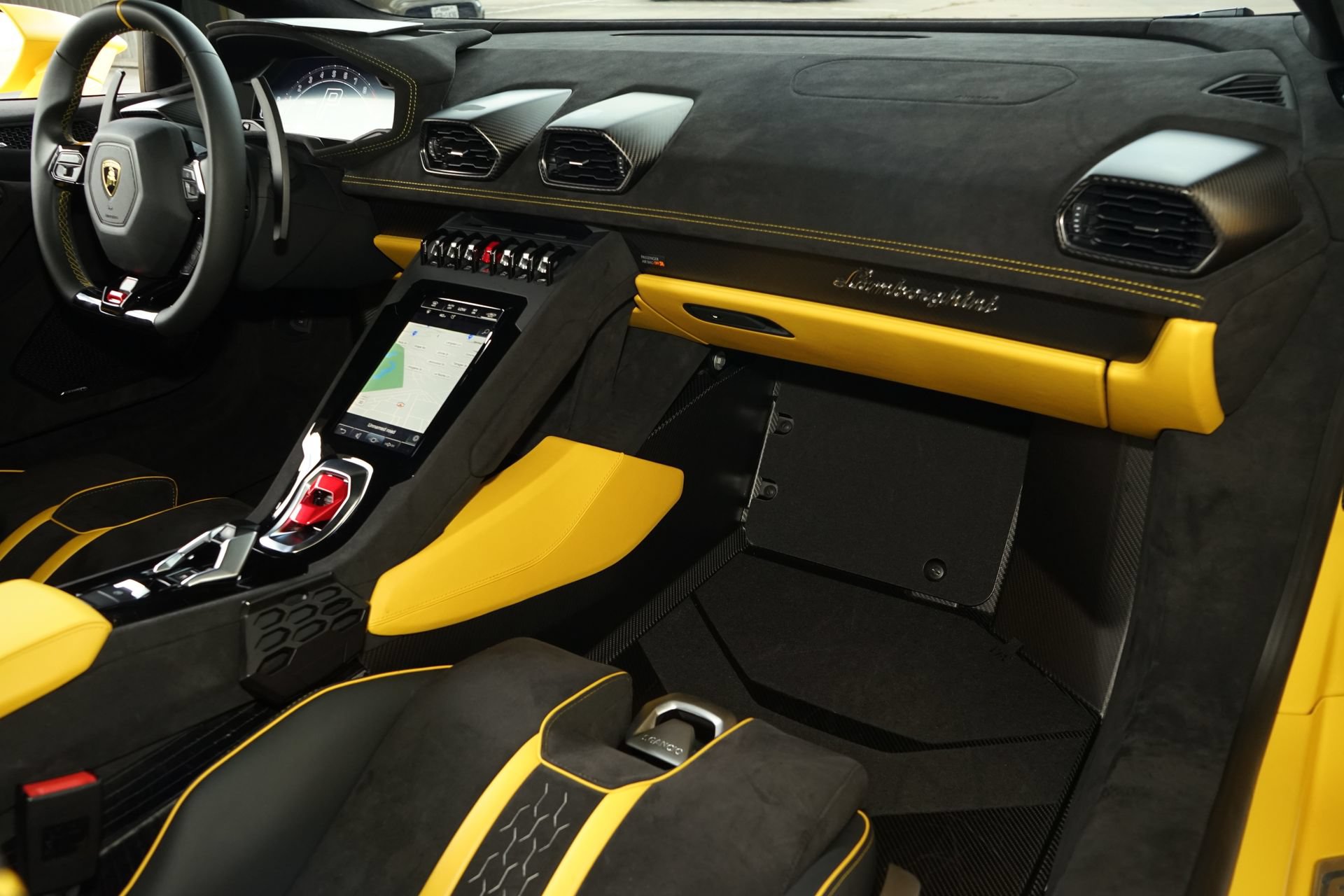 Used 2023 Lamborghini Huracan Tecnica RWD image 13