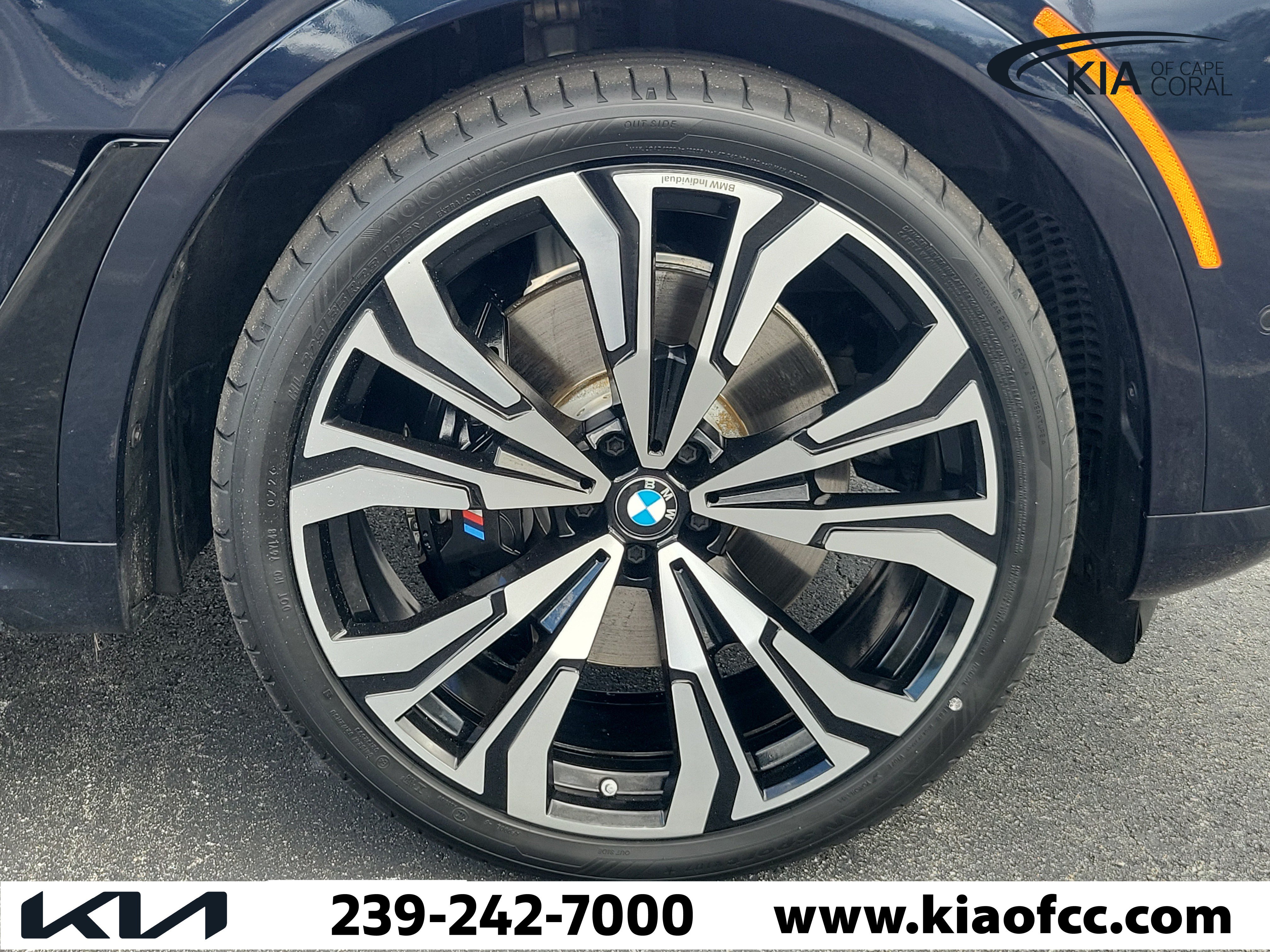 Used 2025 BMW X7 M60i AWD/4WD image 7