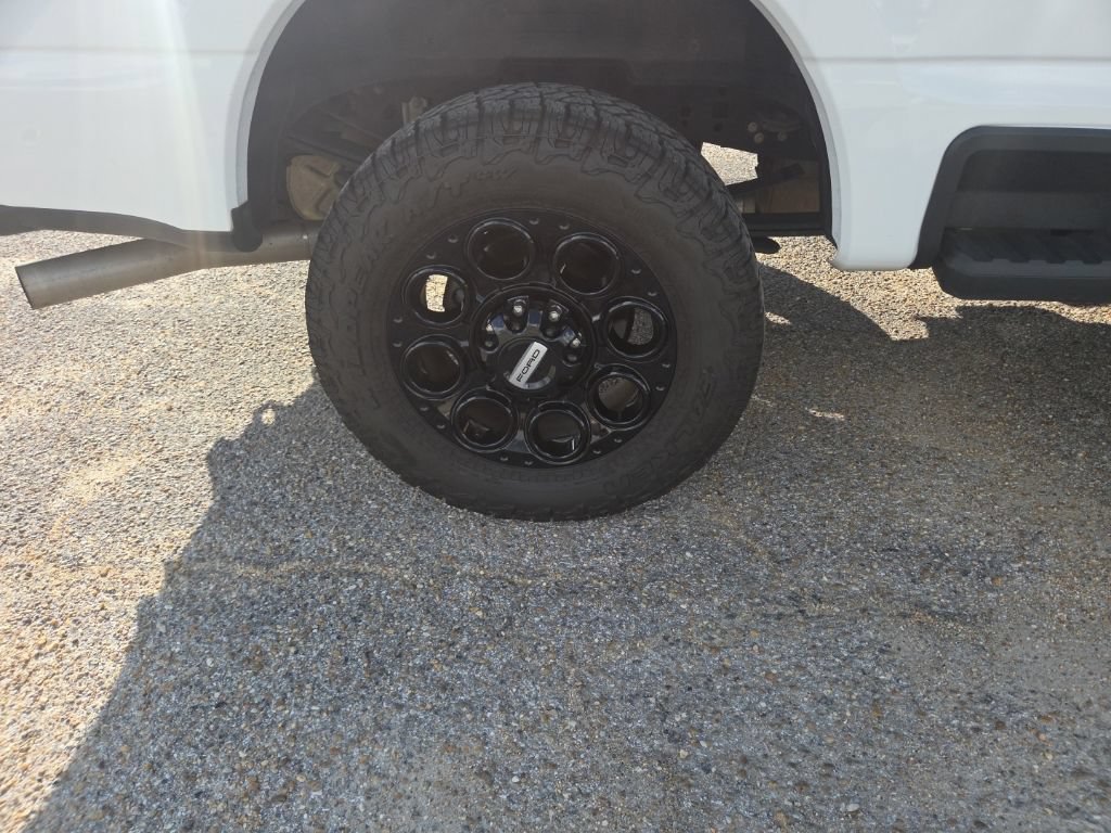 Used 2023 Ford F250 XLT w/ Black Appearance Package AWD/4WD image 15