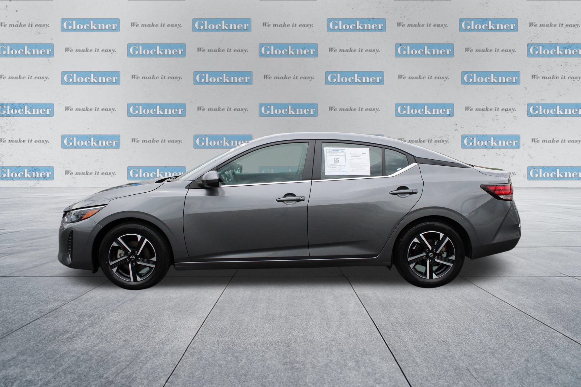 Used 2024 Nissan Sentra SV FWD image 10