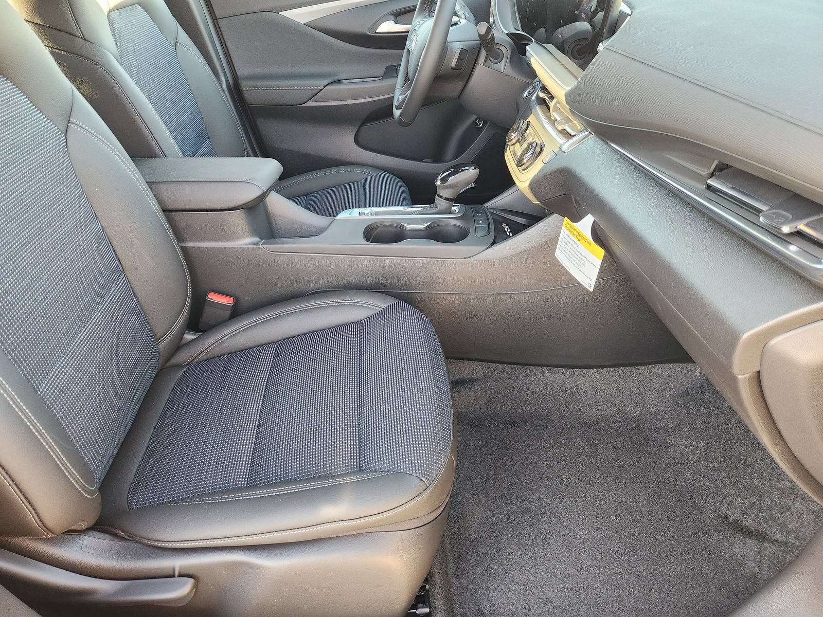New 2026 Buick Envista Sport Touring w/ Convenience I Package FWD image 17