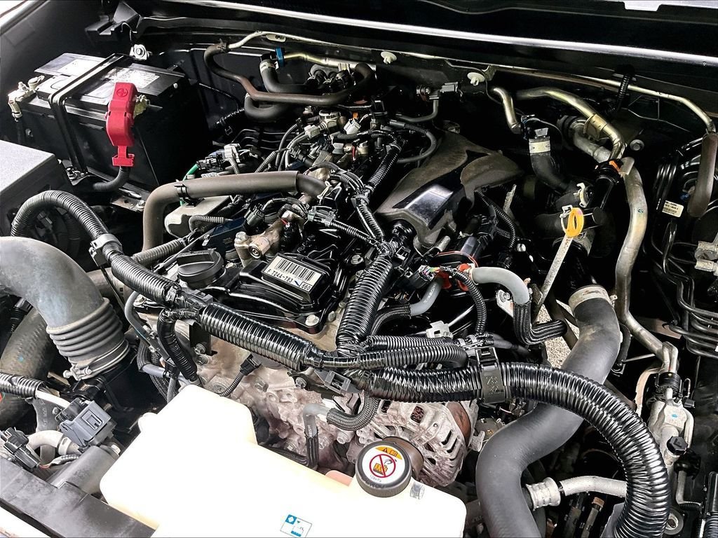Used 2024 Toyota Tacoma TRD Off-Road AWD/4WD image 34