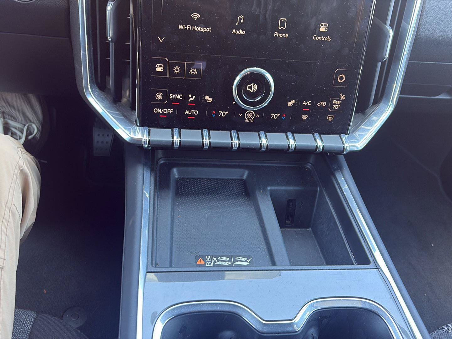 Used 2025 GMC Acadia Elevation AWD/4WD image 14