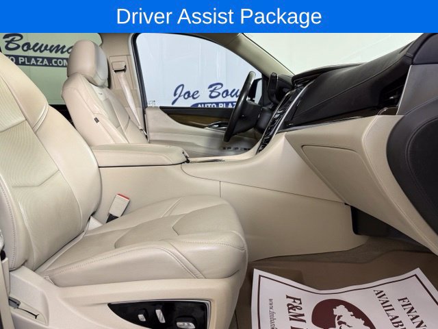 Used 2020 Cadillac Escalade ESV Premium Luxury AWD/4WD image 18