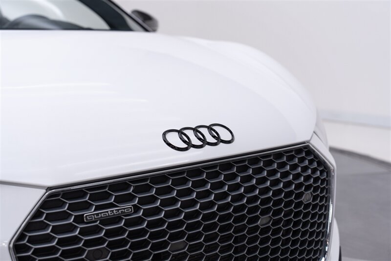 Used 2017 Audi R8 V10 AWD/4WD image 22
