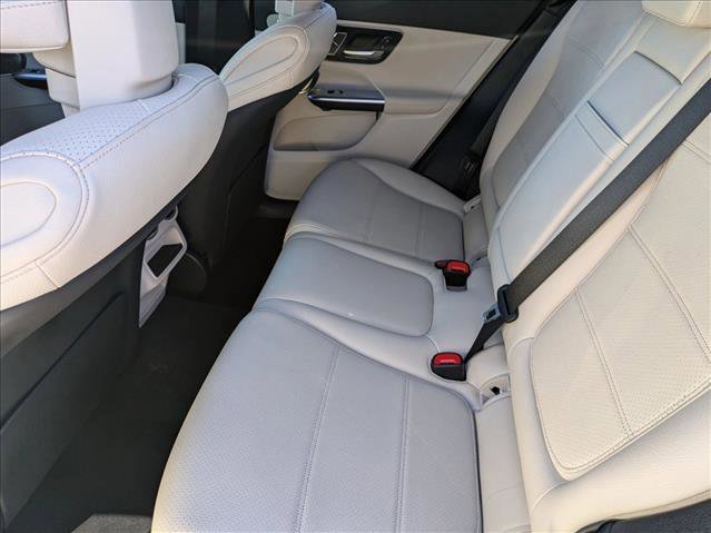 Certified 2026 Mercedes-Benz GLC 300 image 17