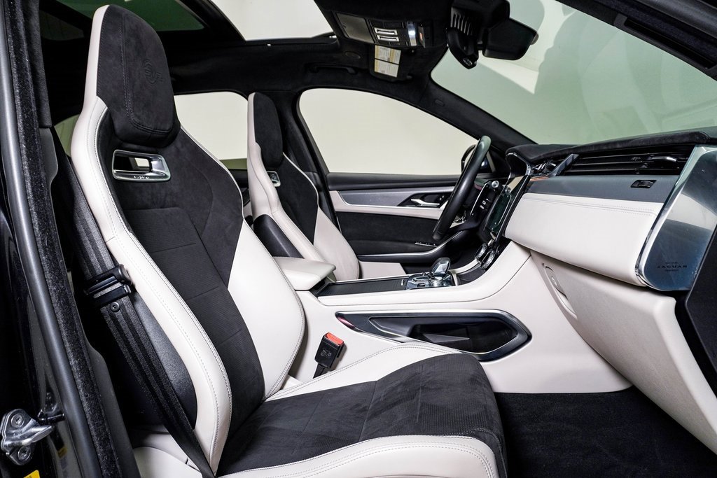Used 2021 Jaguar F-PACE SVR image 15