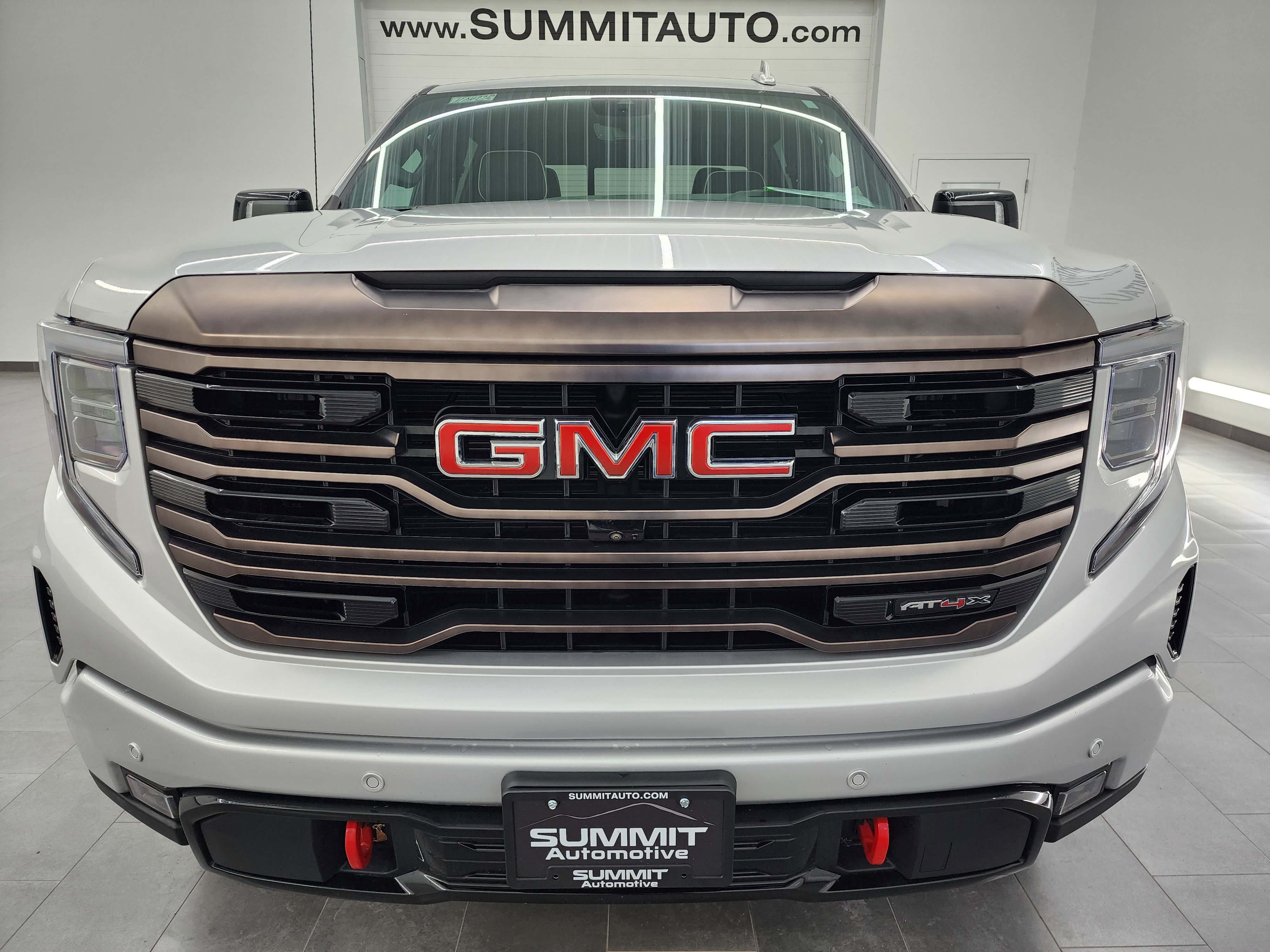 Used 2022 GMC Sierra 1500 AT4X image 26