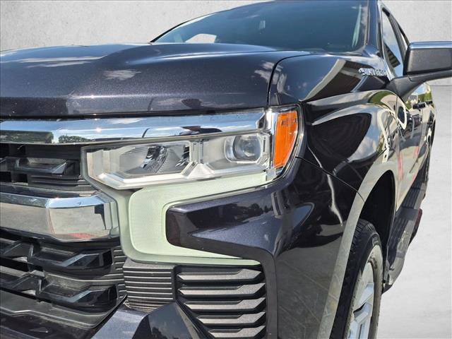 Used 2022 Chevrolet Silverado 1500 LT AWD/4WD image 25