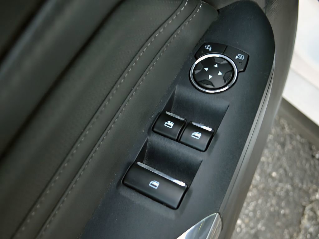 Used 2024 Ford Mustang Premium RWD image 25