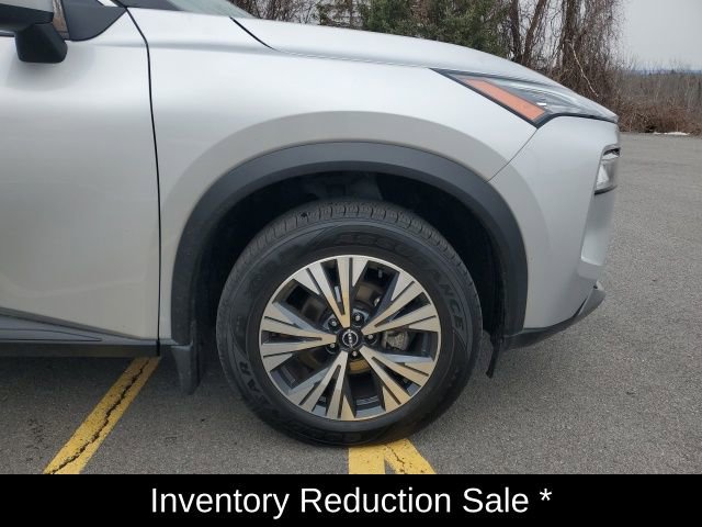 Certified 2023 Nissan Rogue SV image 9