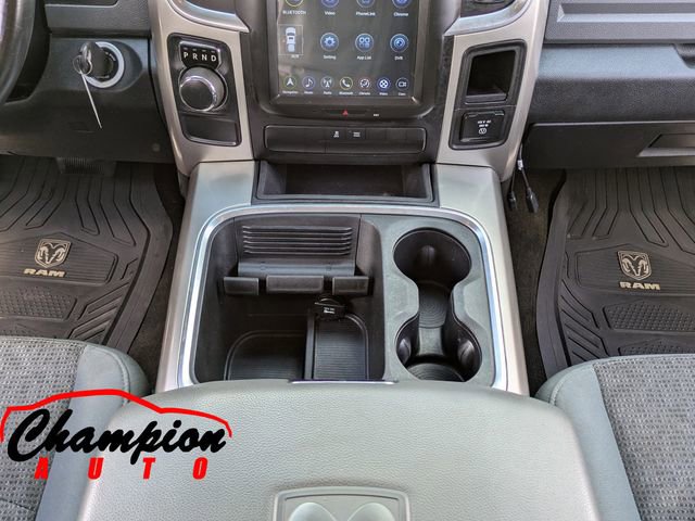 Used 2018 RAM 1500 SLT RWD image 22