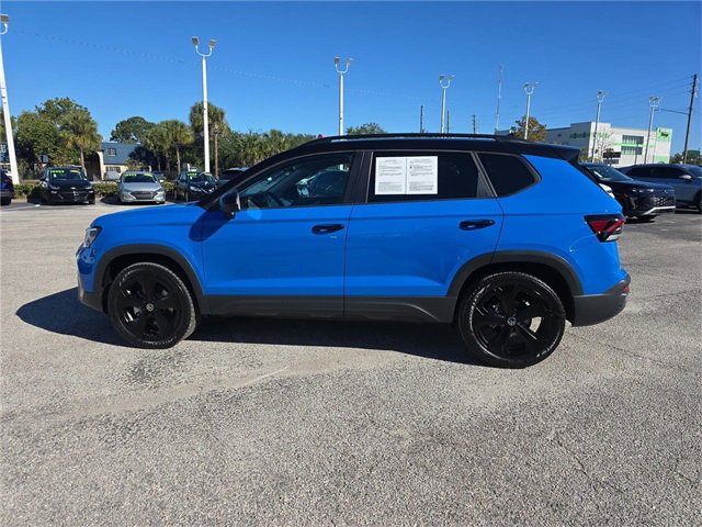 Used 2025 Volkswagen Taos SE image 7