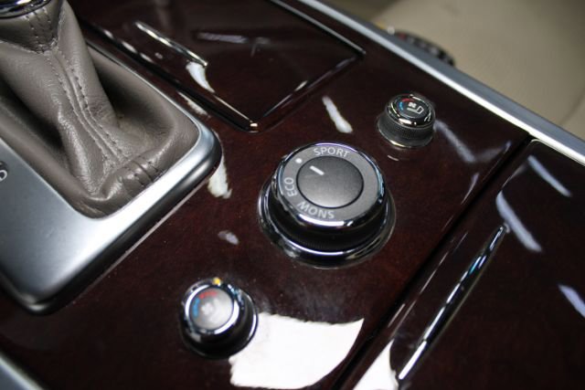 Used 2012 INFINITI M56 RWD image 16