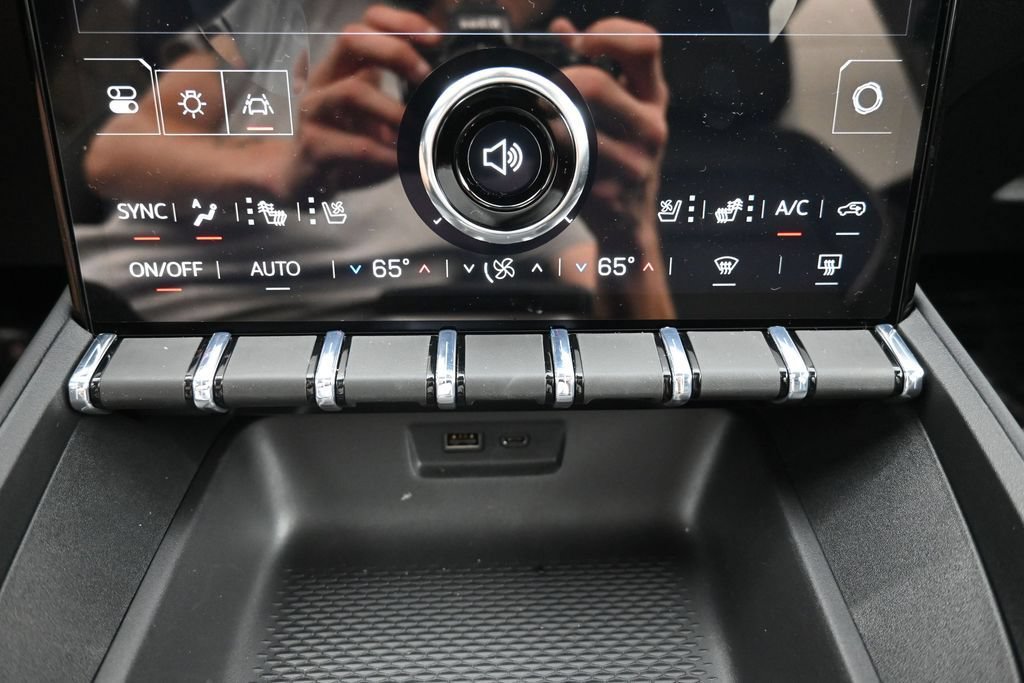 New 2027 GMC Terrain Denali AWD/4WD image 12