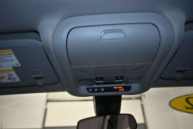 Used 2022 Chevrolet Equinox LT FWD image 12