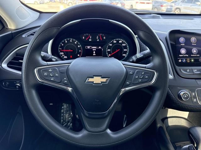 Used 2025 Chevrolet Malibu LS image 12