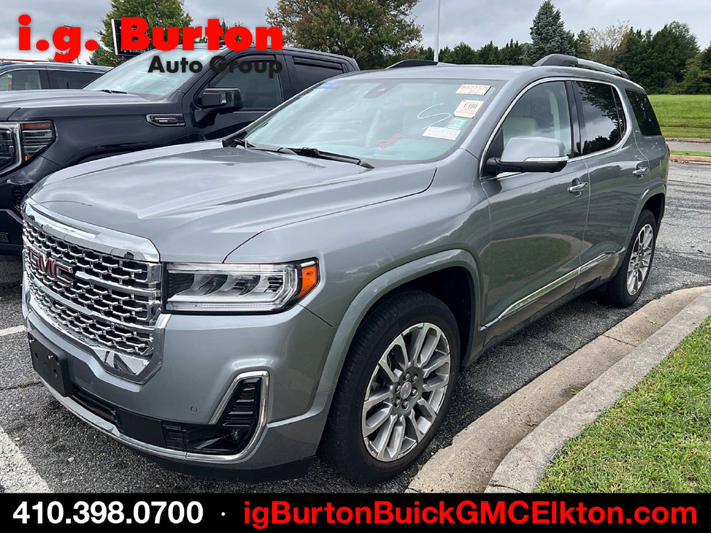 Used 2023 GMC Acadia Denali w/ Denali Ultimate Package AWD/4WD image 3