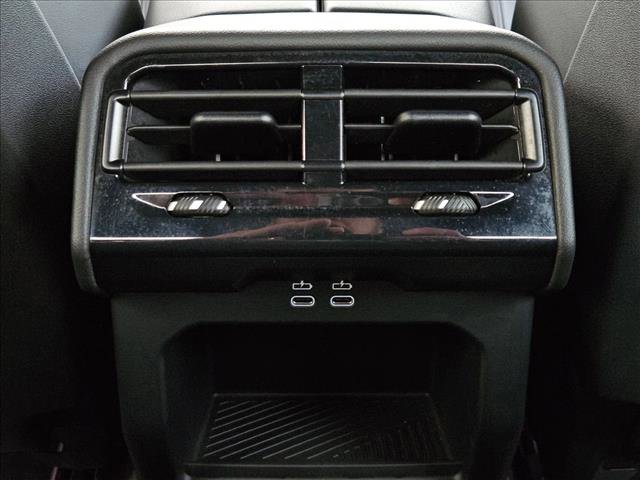 Certified 2024 BMW i5 eDrive40i w/ Premium Package image 21