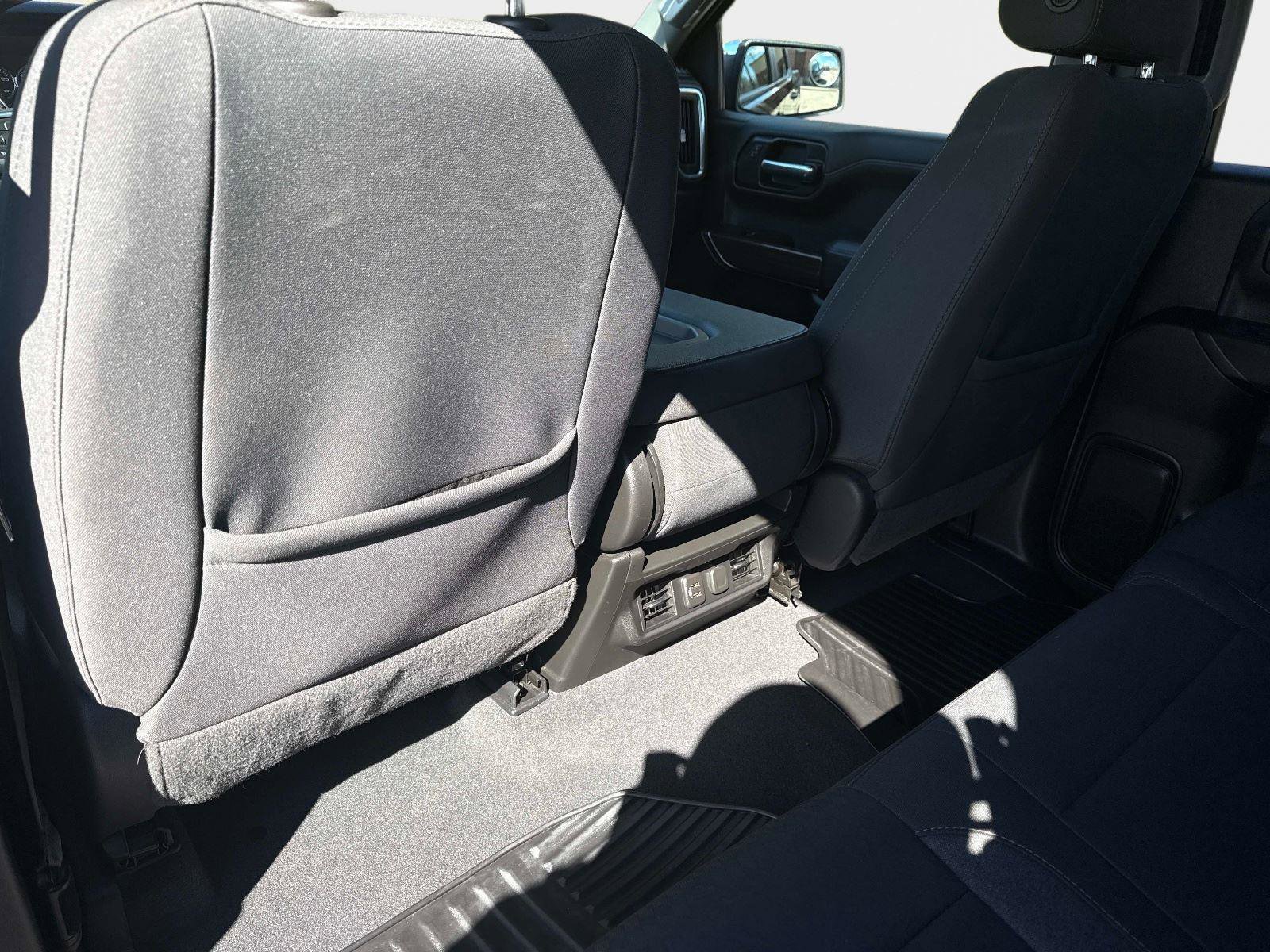 Used 2022 Chevrolet Silverado 1500 LT image 14