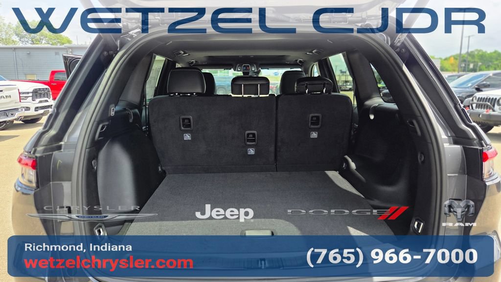 New 2026 Jeep Grand Cherokee Altitude AWD/4WD image 9