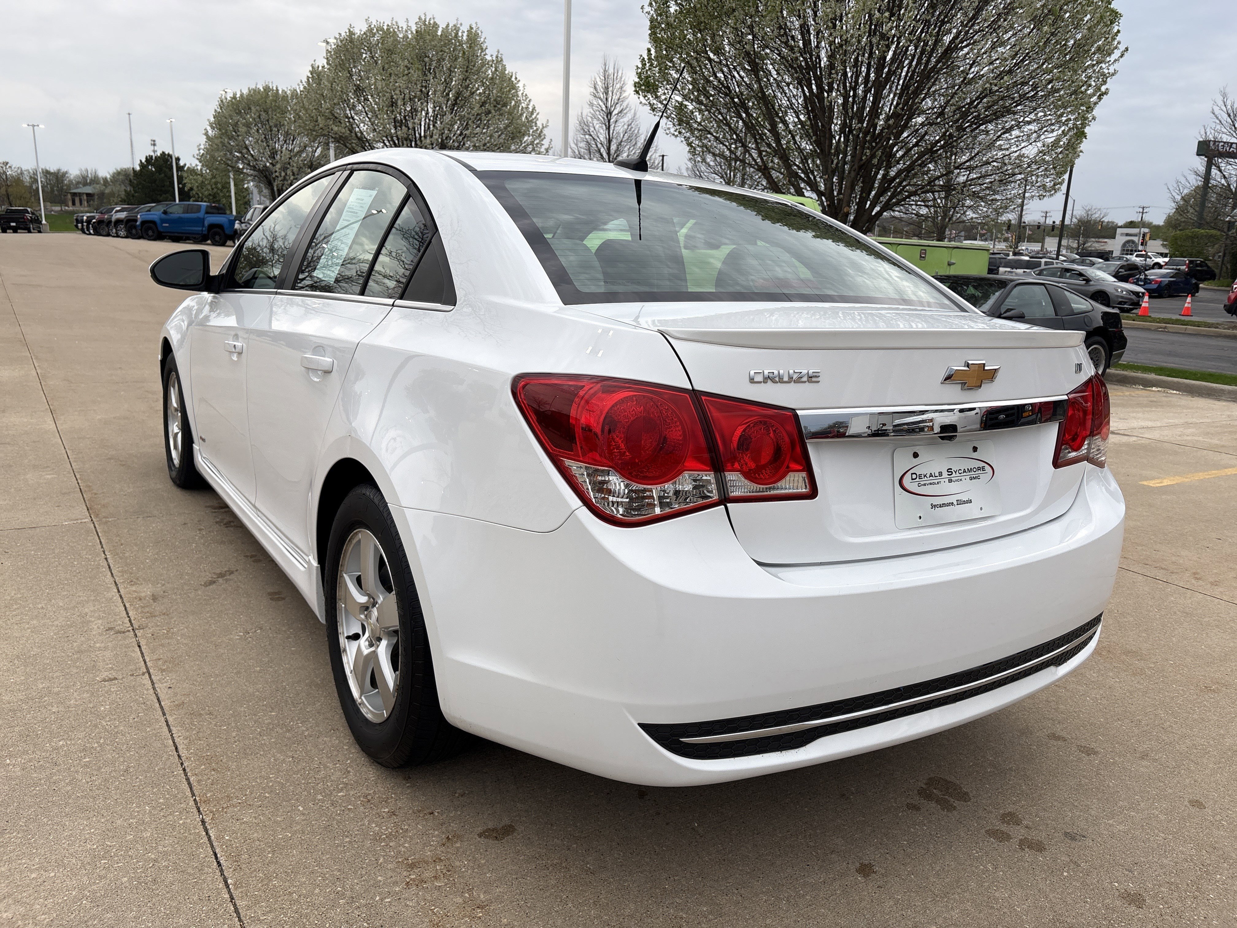 Used 2014 Chevrolet Cruze LT w/ RS Package image 5