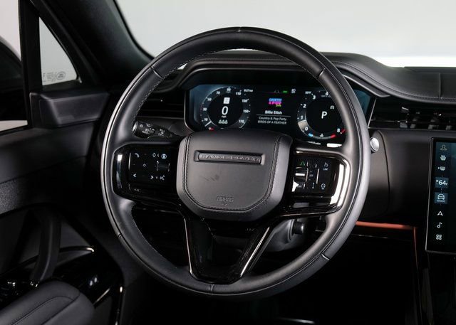 Used 2025 Land Rover Range Rover Sport Dynamic SE image 12