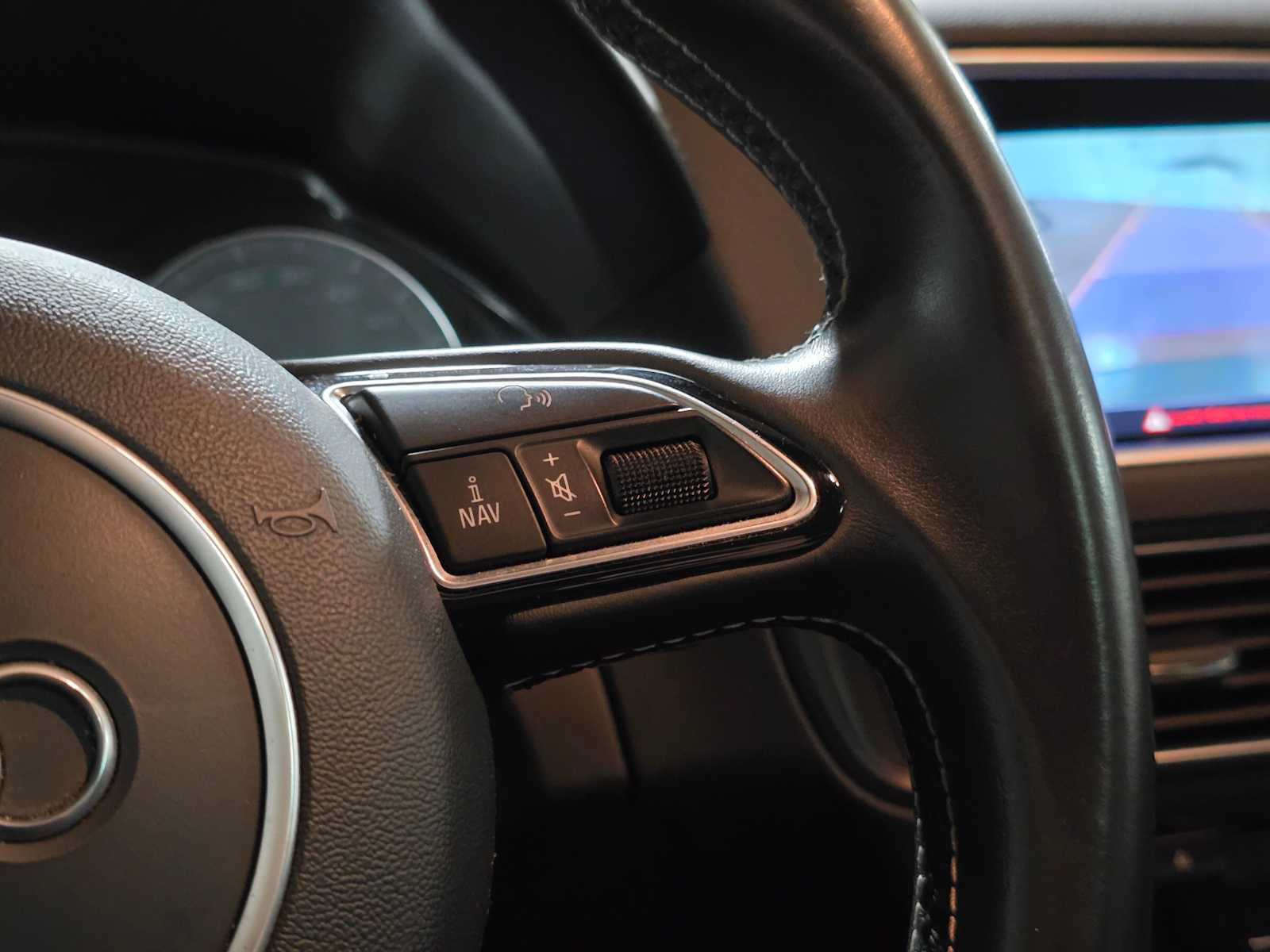 Used 2016 Audi SQ5 Premium Plus w/ Technology Package image 36