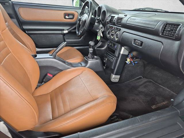 Used 2002 Toyota MR2 RWD image 16