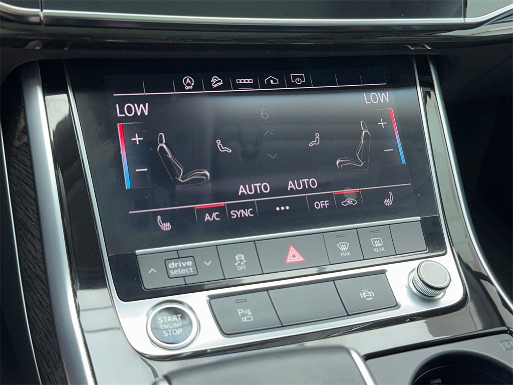 Used 2021 Audi Q7 3.0T Premium Plus image 30