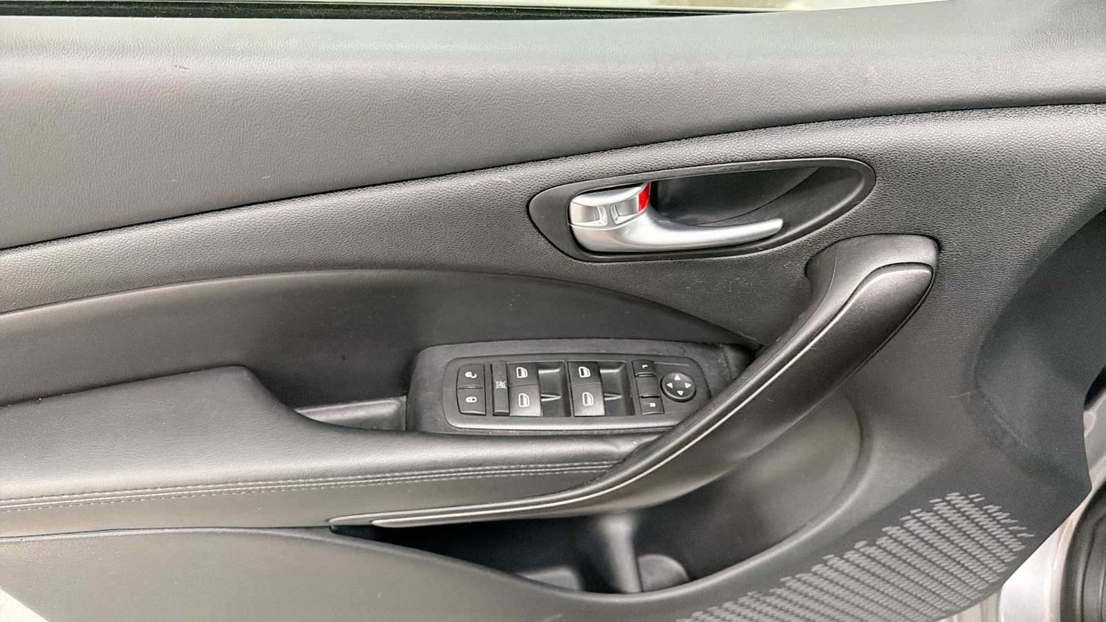 Used 2016 Dodge Dart Limited FWD image 15