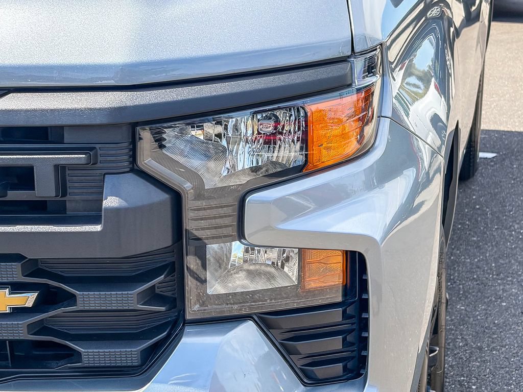 Certified 2025 Chevrolet Silverado 1500 Custom AWD/4WD image 7