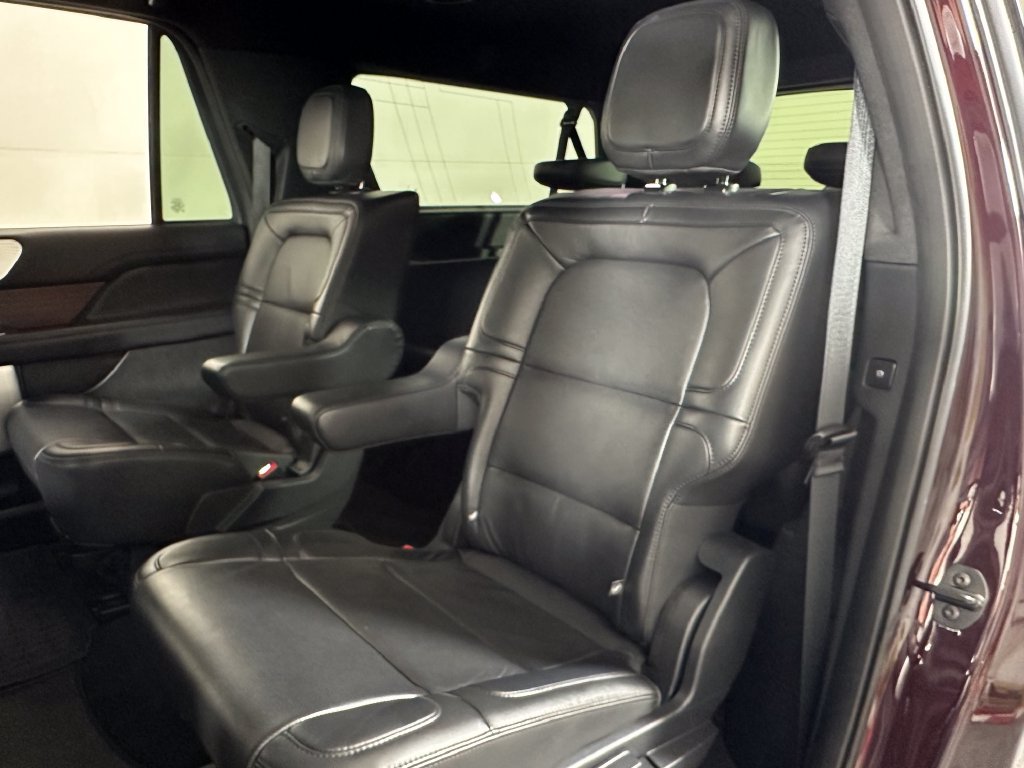 Used 2024 Lincoln Navigator L Reserve AWD/4WD image 19