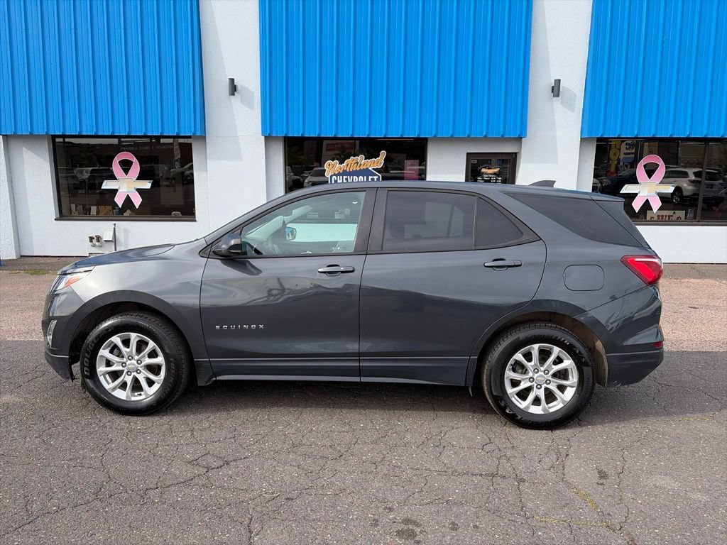 Used 2020 Chevrolet Equinox LS w/ LS Convenience Package AWD/4WD image 9
